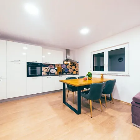 Apartman House Vinaria Zgornja Loznica