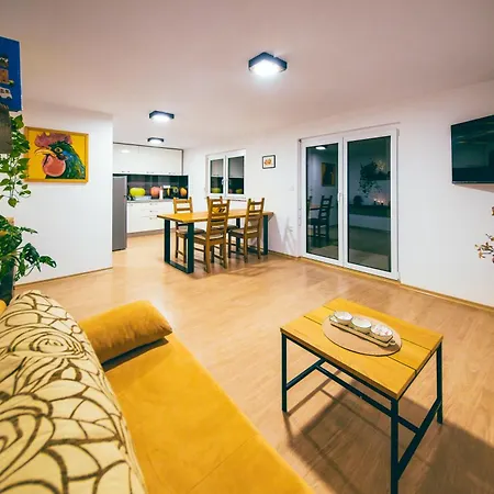 House Vinaria * Zgornja Loznica