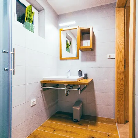 Apartman House Vinaria Zgornja Loznica