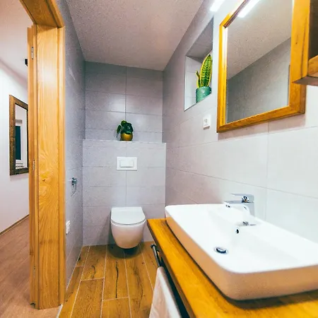 House Vinaria Zgornja Loznica